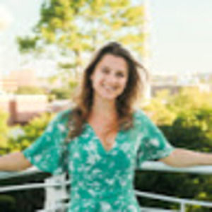 Meet your Posher, Lorraine